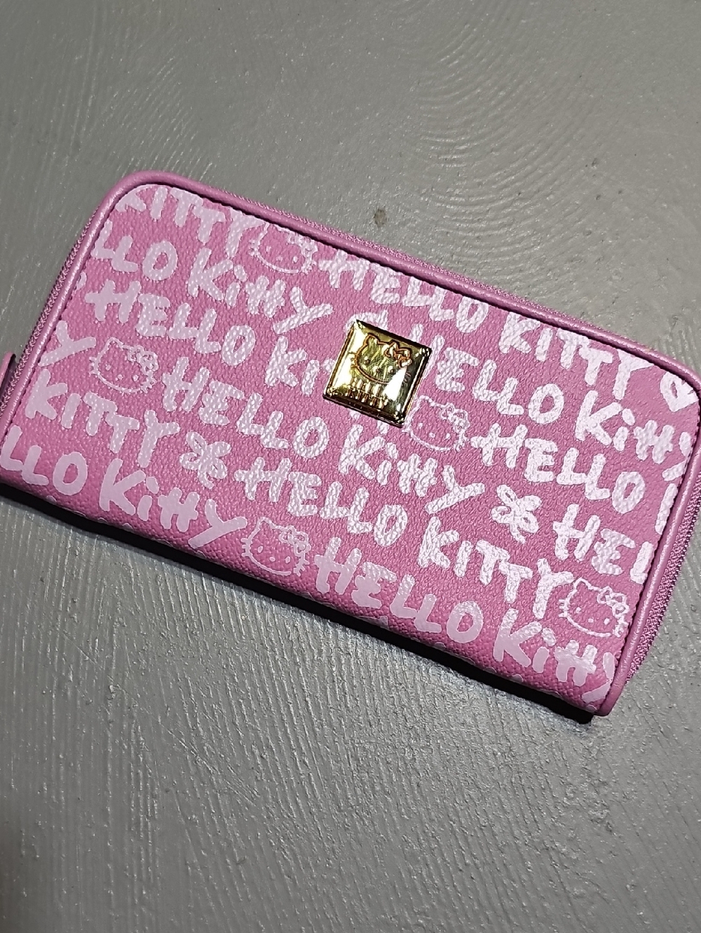 Hello Kitty Vintix 2001 Pink Zip Around Wallet Sanrio Vintage Hello Kitty Logo